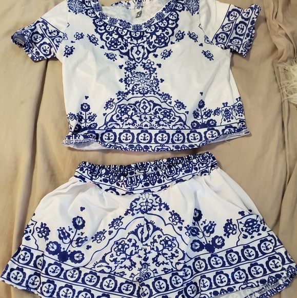 Crop Set - Picture 1 of 3